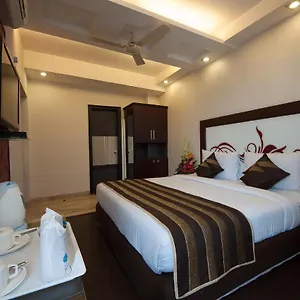 Hotel Pitrashish Grand And Premium